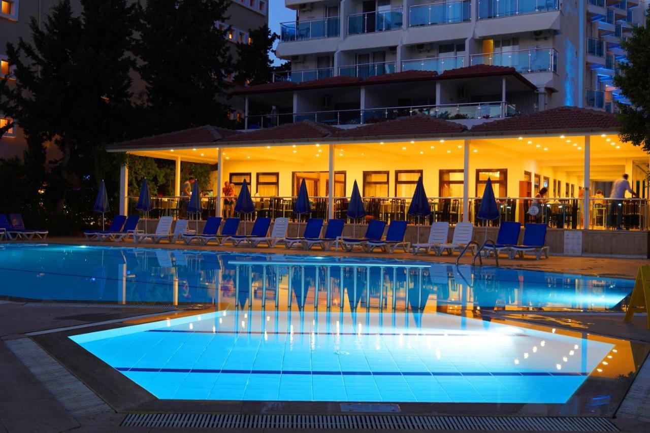 Blue Fish Hotel 코나키 외부 사진