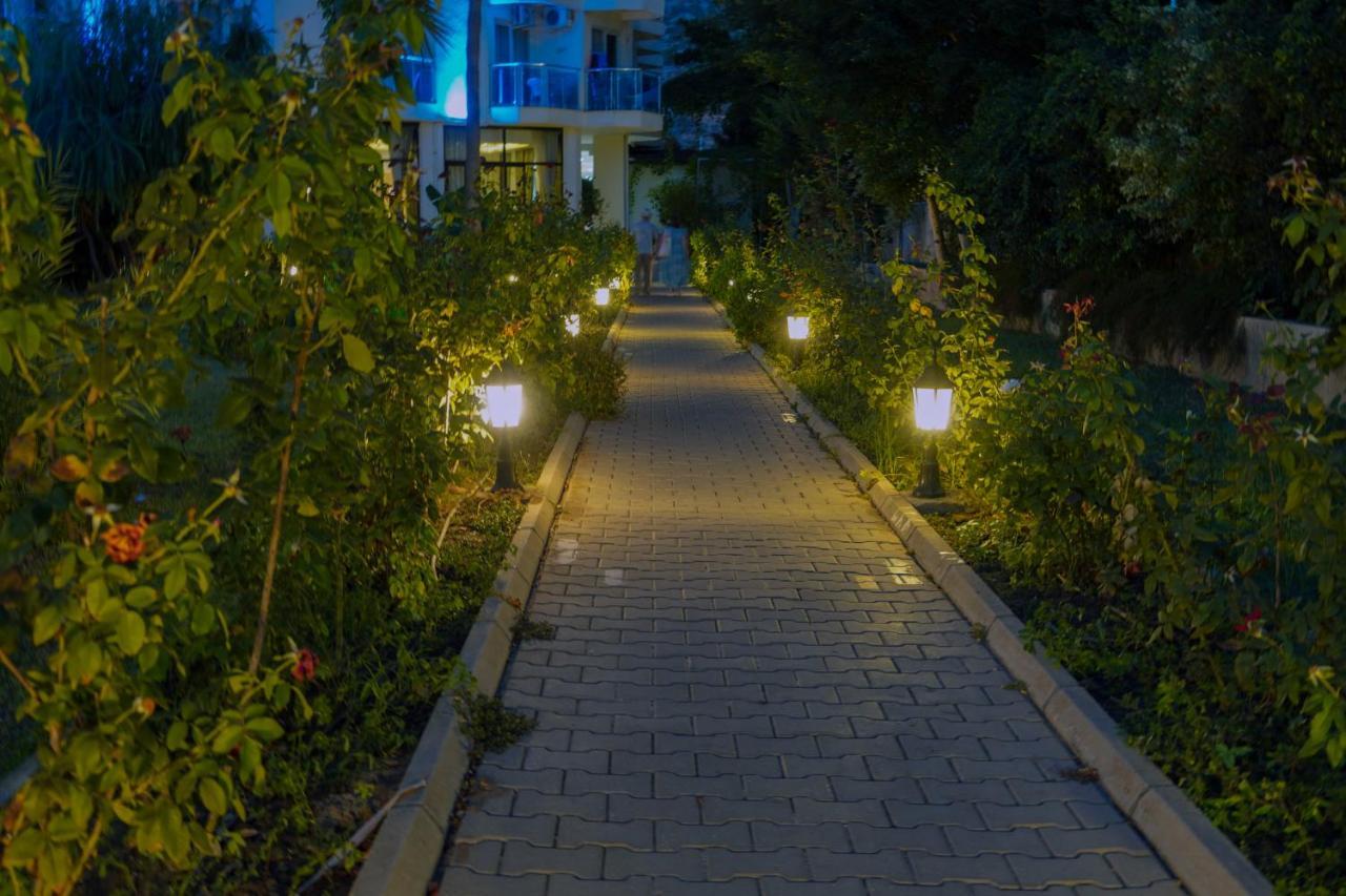 Blue Fish Hotel 코나키 외부 사진
