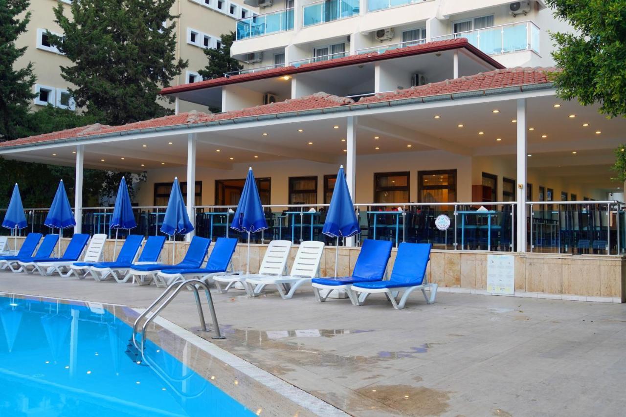 Blue Fish Hotel 코나키 외부 사진