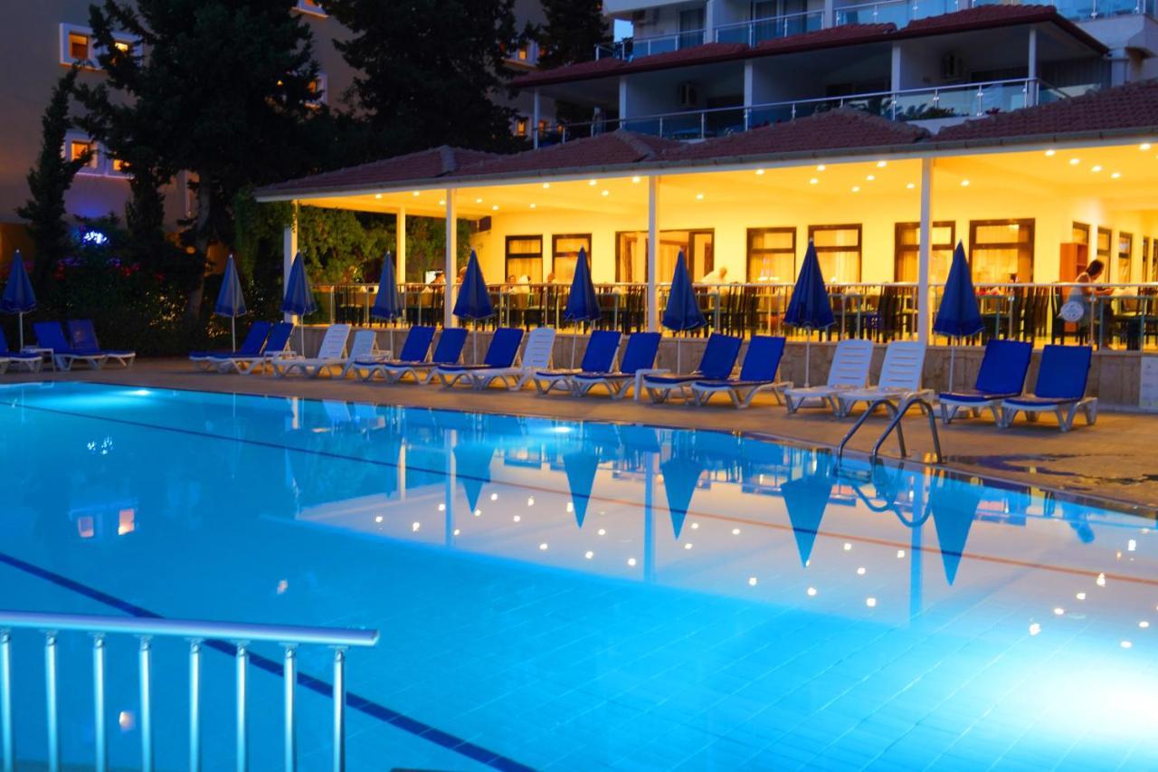 Blue Fish Hotel 코나키 외부 사진