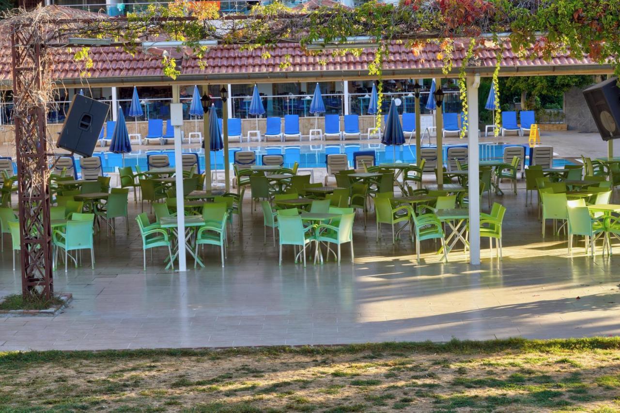 Blue Fish Hotel 코나키 외부 사진